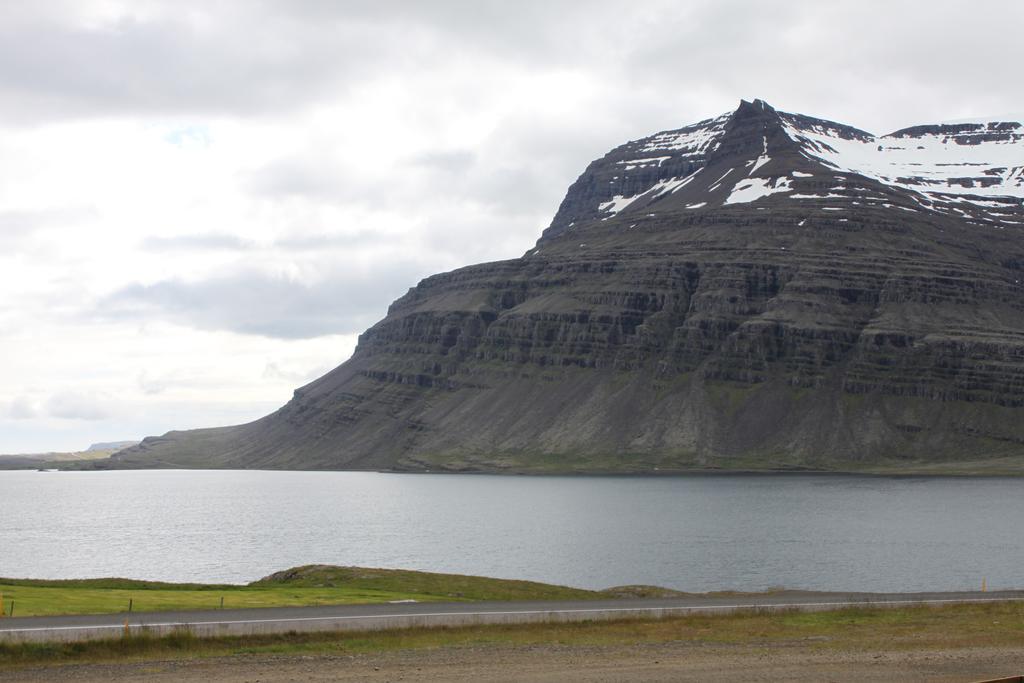 Lindarbrekka Villa Djúpivogur Rum bild